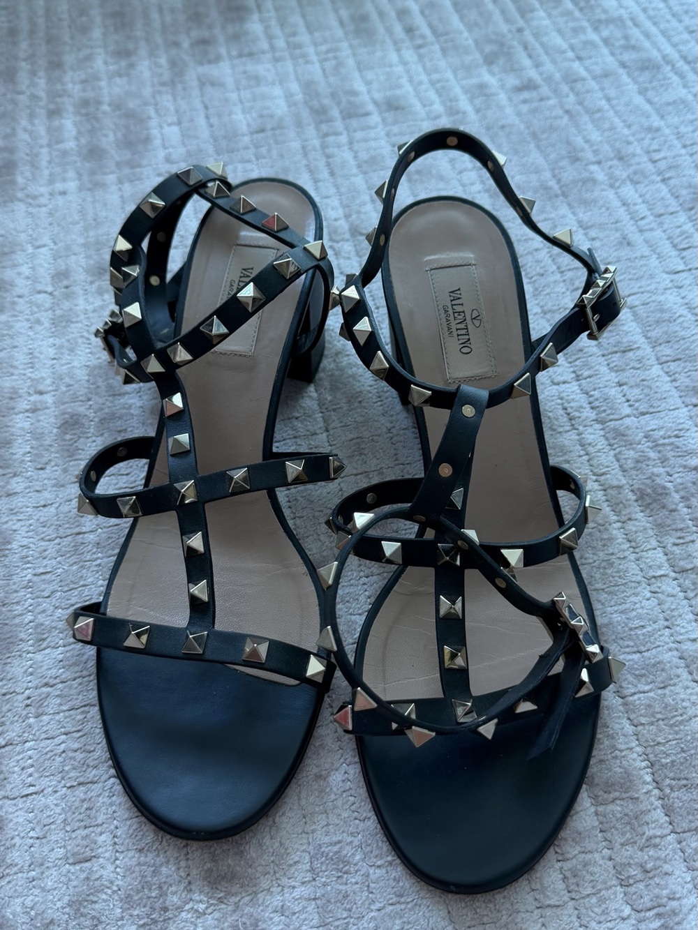 Valentino Black Rockstud T-Strap Leather Sandals